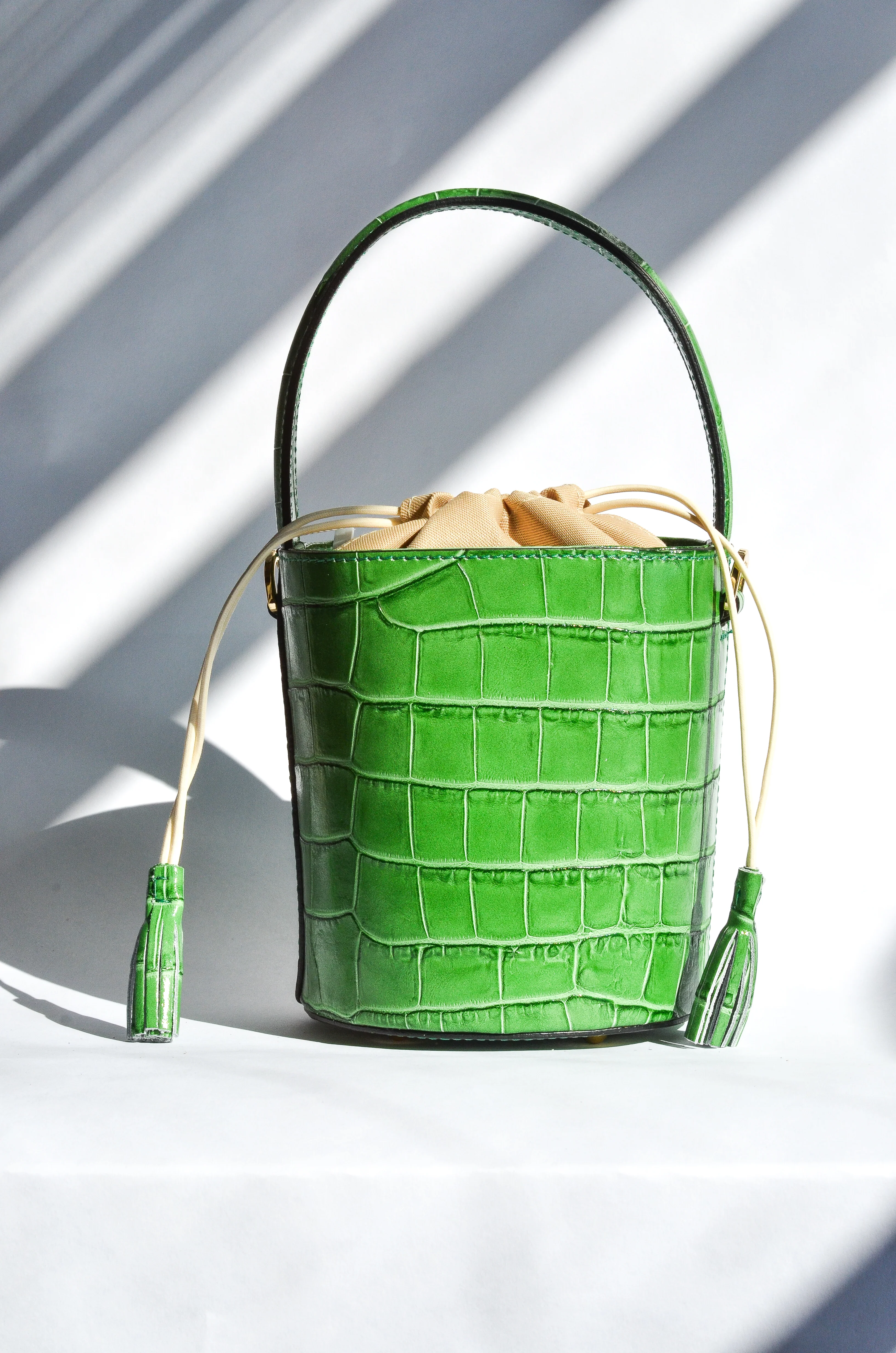 Croc Bucket Purse - Image 4
