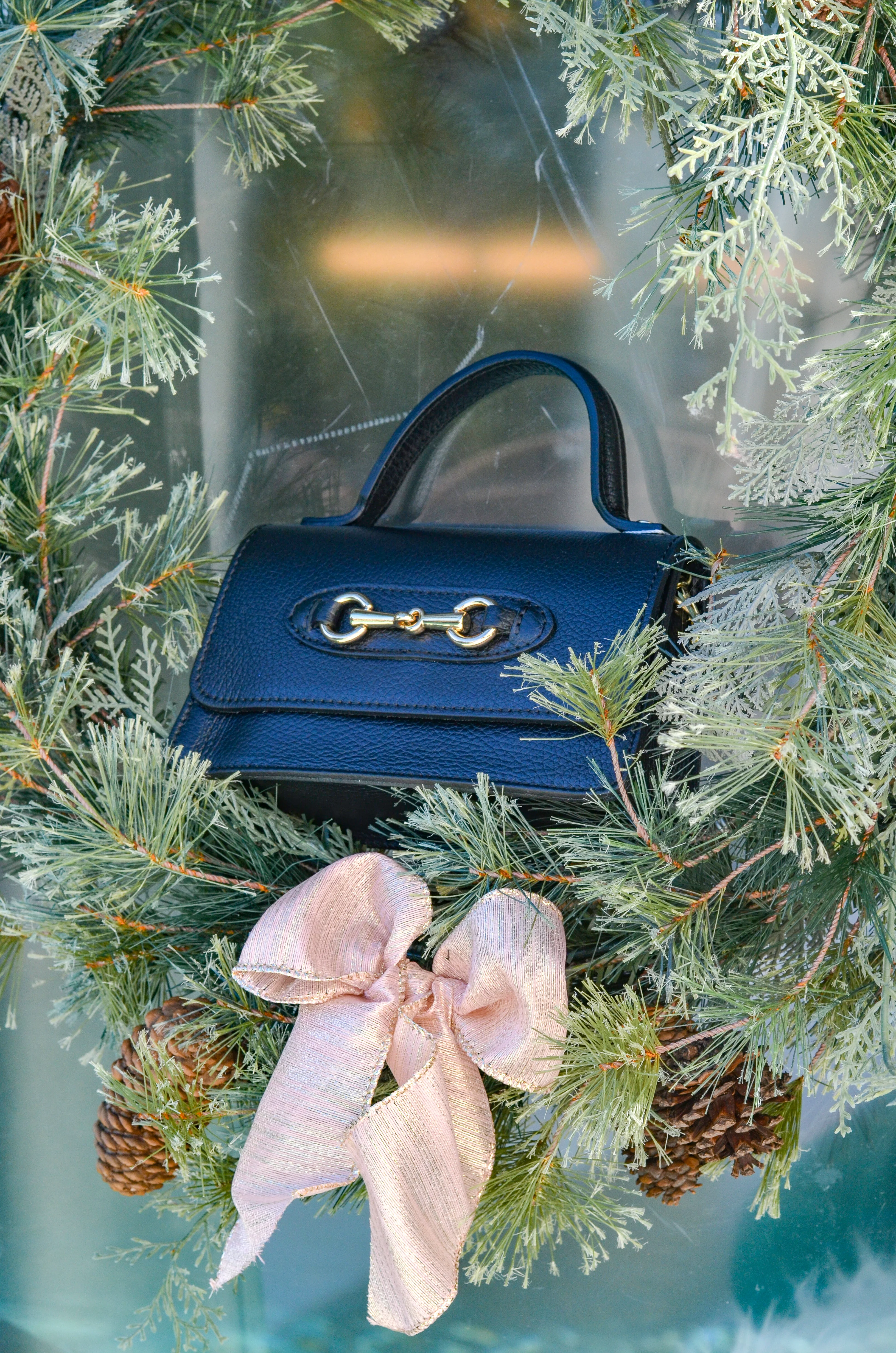 Sorrento Leather Purse - Image 10